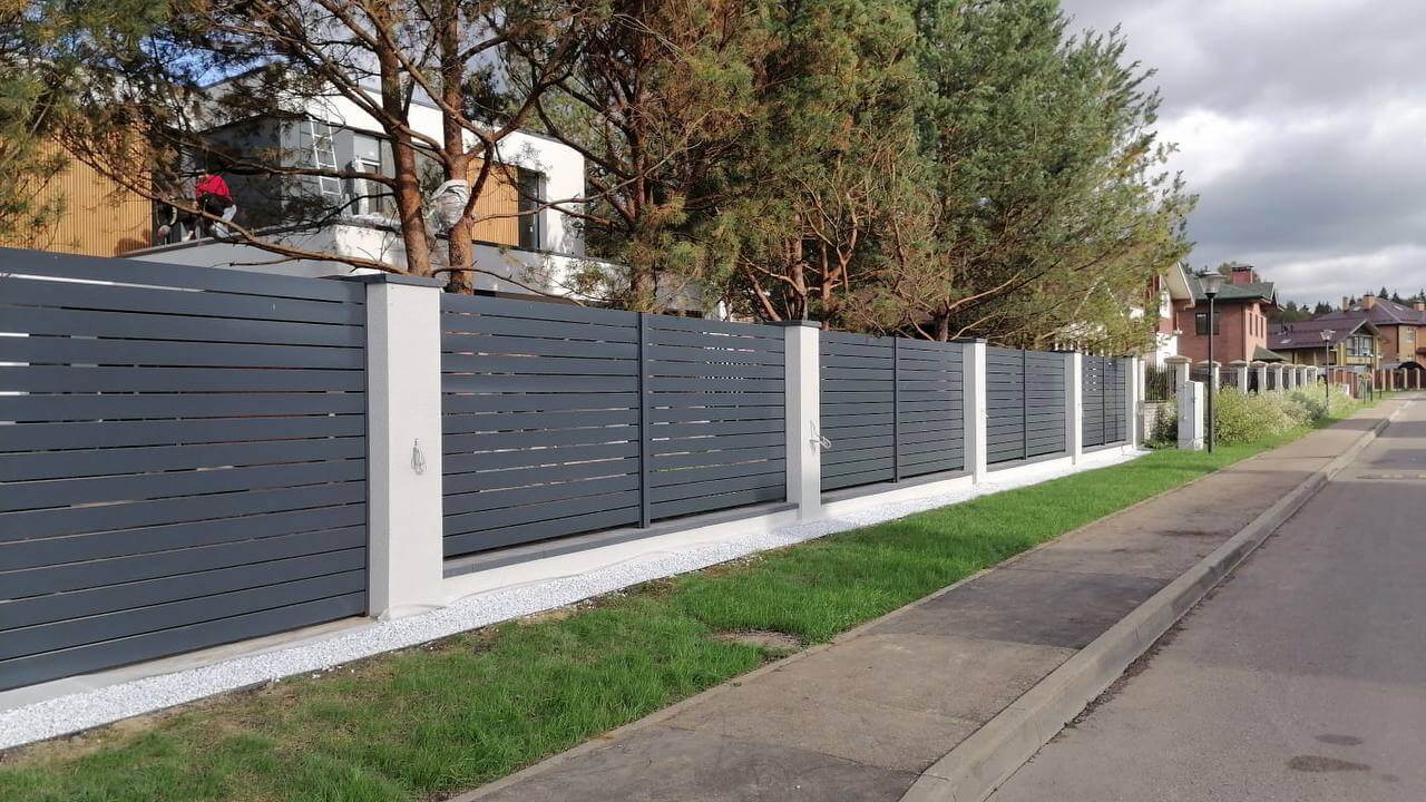 Забор-ранчо из металлопланкена 36м RAL7024 Серый Графит в Аксае