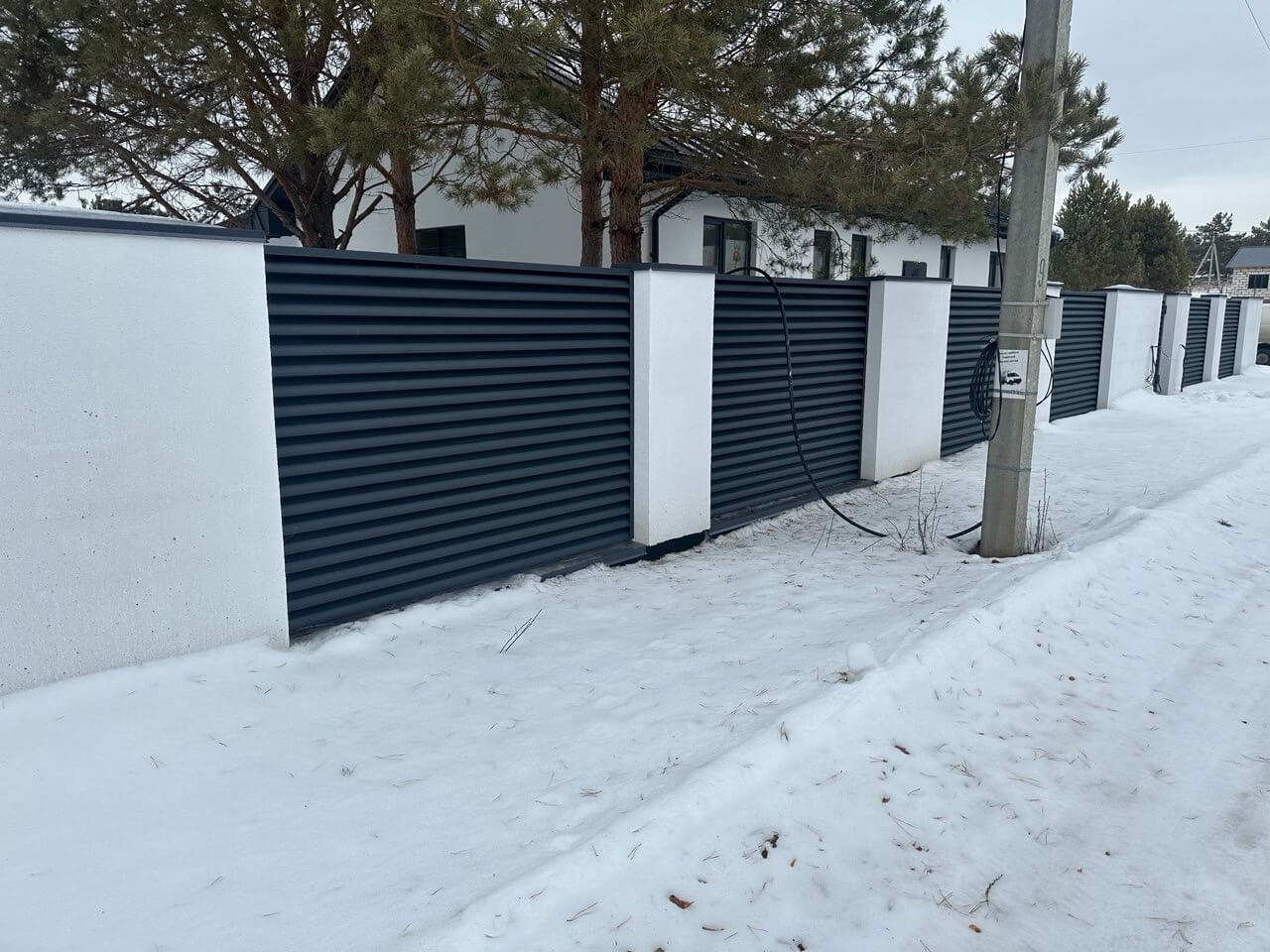Забор-жалюзи 76м RAL7024/7024 Серый Графит двусторонний МАТТЕ фото 3 в Аксае